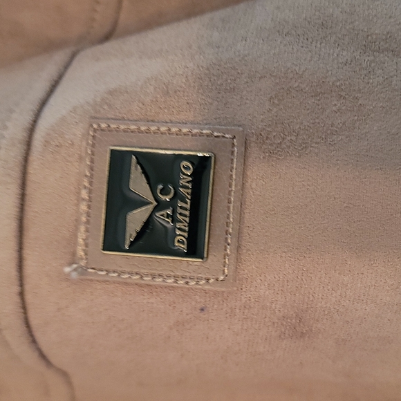 Jacket - Picture 2 of 4